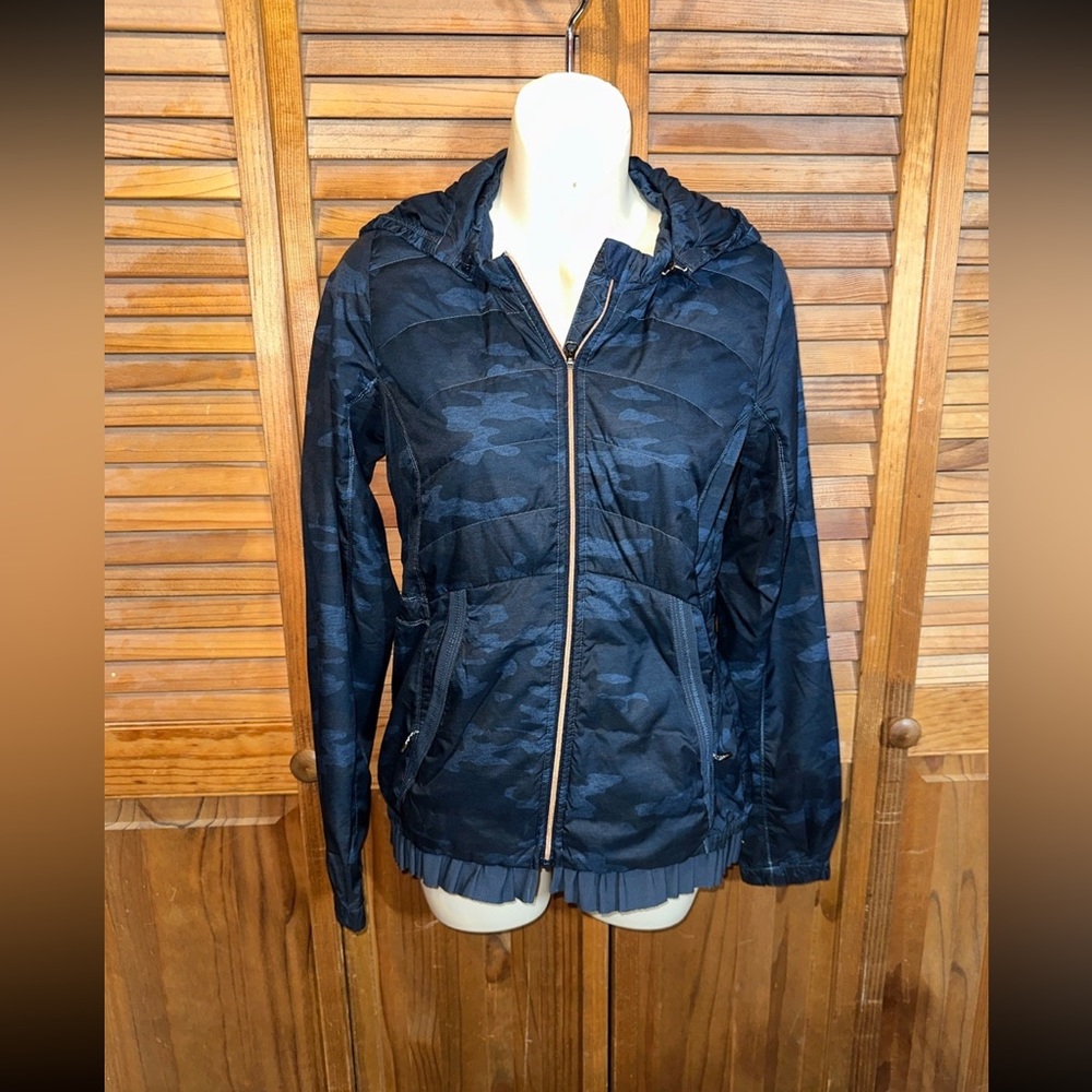 Lululemon camouflage jacket